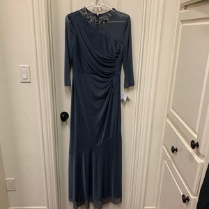 NWT Alex Evenings gray long evening dress, size 8